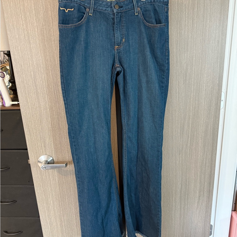 Women’s Kimes Ranch Lola size 10 mid rise flare Jeans